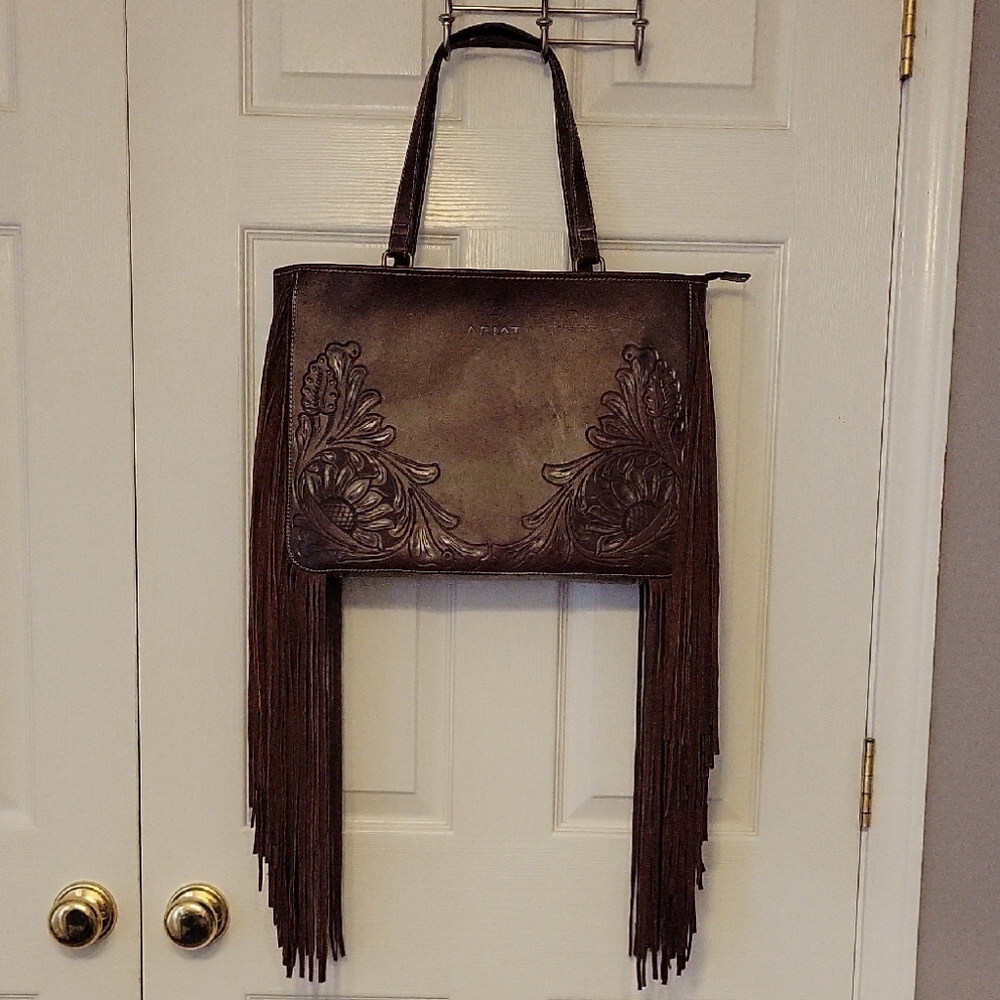 NWOT Ariat Victoria Dark Brown Leather Shoulder Bag with Fringe and Sunflowers